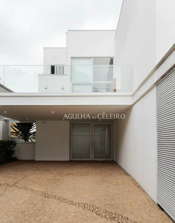 Casa moderna na Vila Madalena novinha em folha esperando por você – CA0428