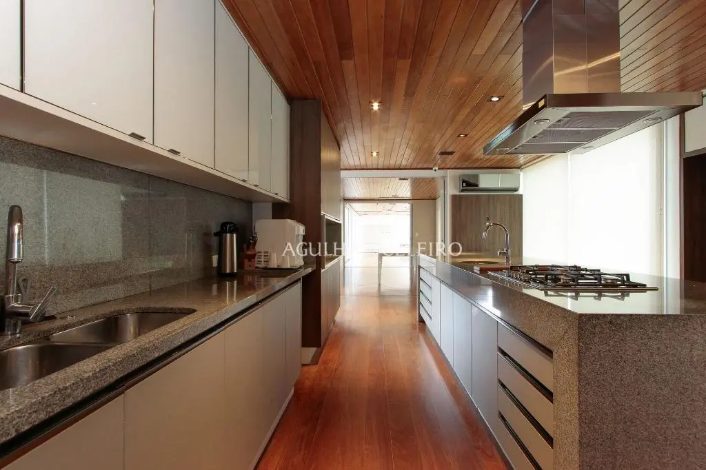 Casa moderna na Vila Madalena novinha em folha esperando por você – CA0428