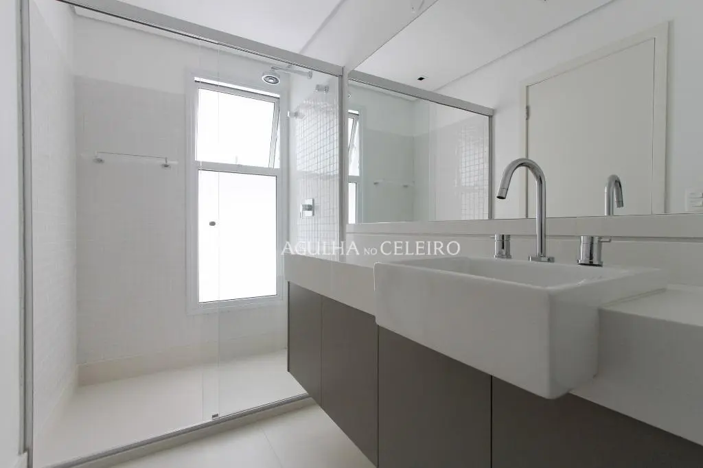 Casa moderna na Vila Madalena novinha em folha esperando por você – CA0428