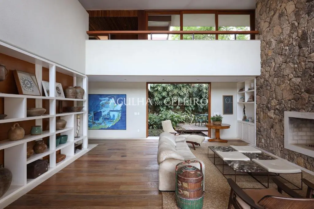 Venda/Quinta da Baroneza: magnifica casa com amplo terreno – CA0831