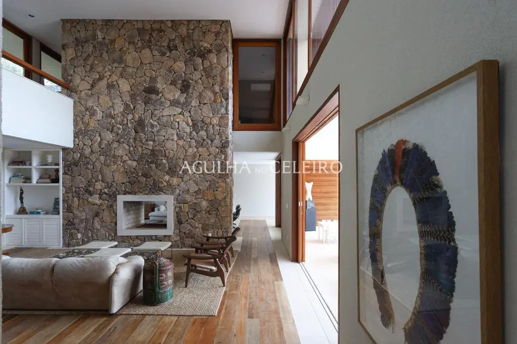 Venda/Quinta da Baroneza: magnifica casa com amplo terreno – CA0831