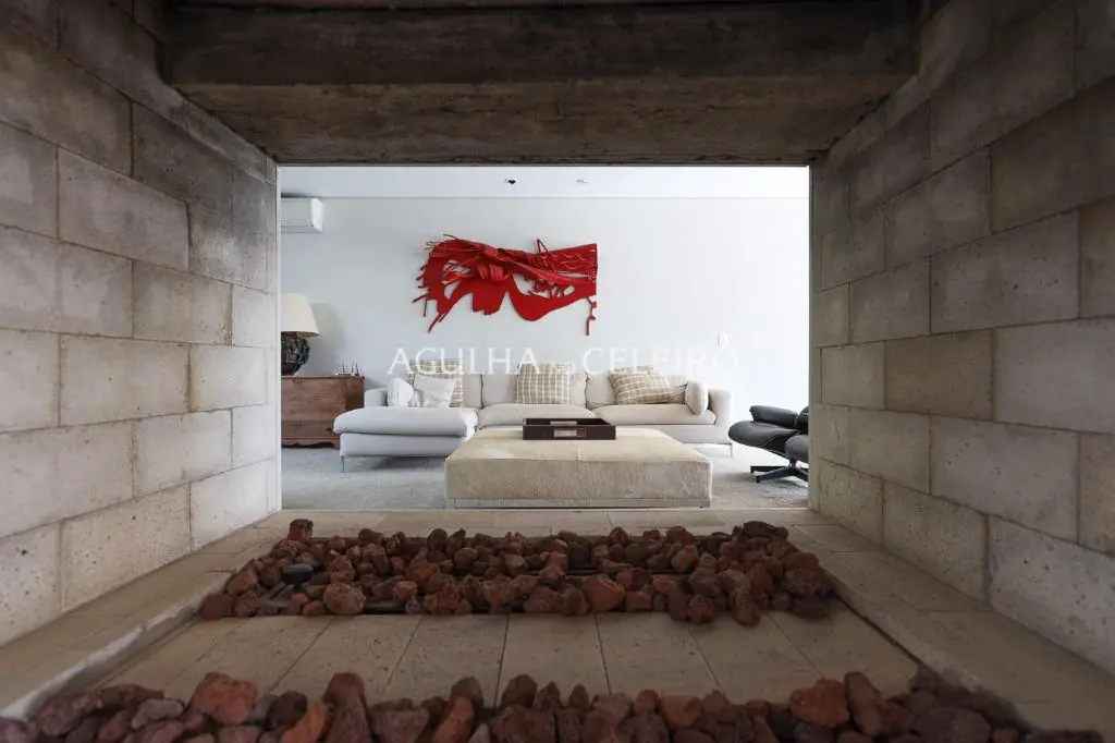 Venda/Quinta da Baroneza: magnifica casa com amplo terreno – CA0831