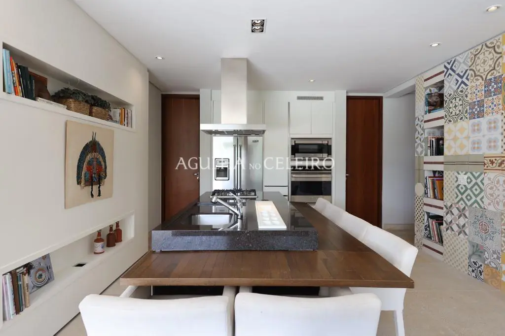 Venda/Quinta da Baroneza: magnifica casa com amplo terreno – CA0831