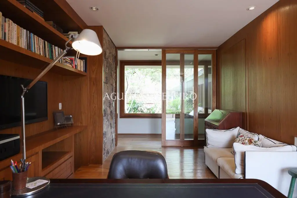 Venda/Quinta da Baroneza: magnifica casa com amplo terreno – CA0831