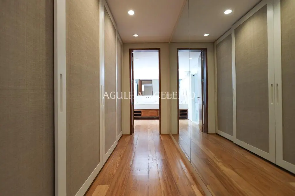 Venda/Quinta da Baroneza: magnifica casa com amplo terreno – CA0831