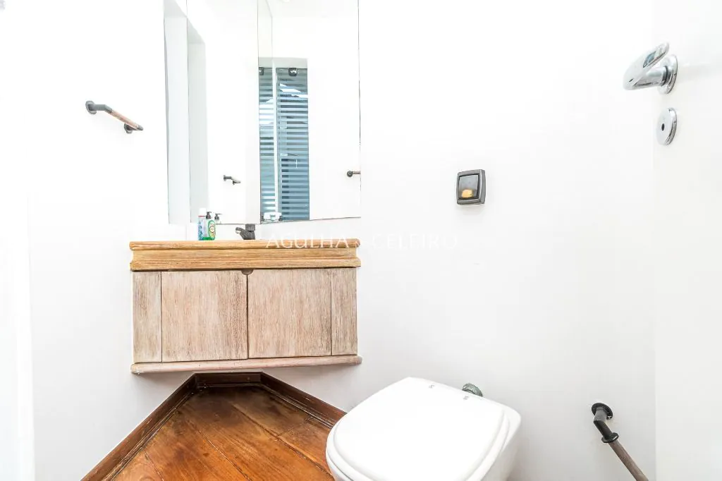 Venda/Moema: Excelente Localização! – CA1014