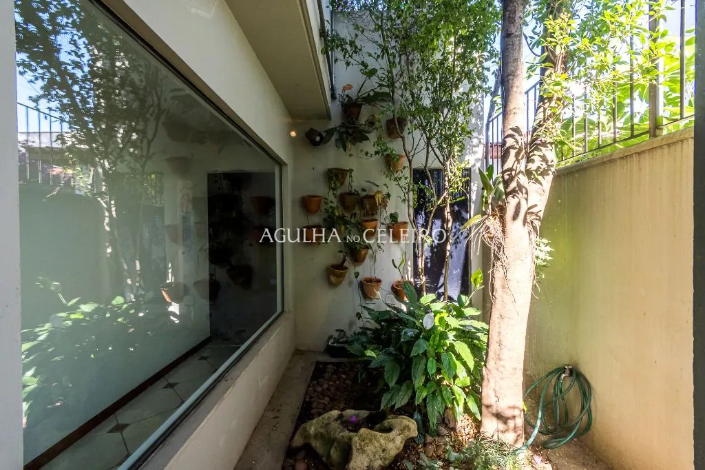 Venda/Moema: Excelente Localização! – CA1014