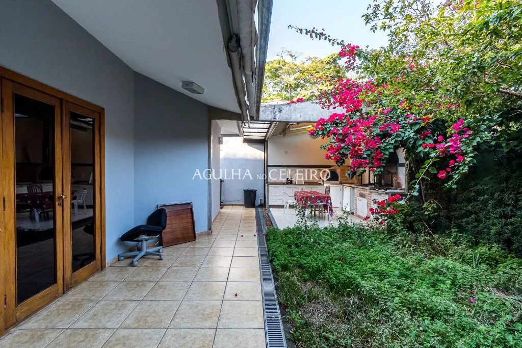 Venda/Moema: Excelente Localização! – CA1014