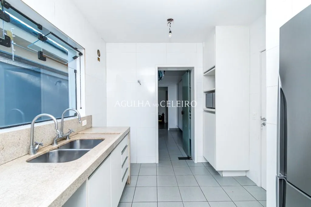 Venda/Moema: Excelente Localização! – CA1014