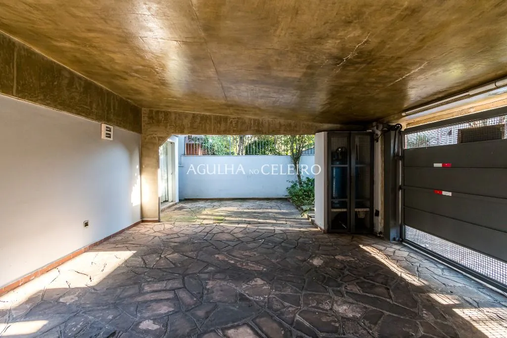 Venda/Moema: Excelente Localização! – CA1014