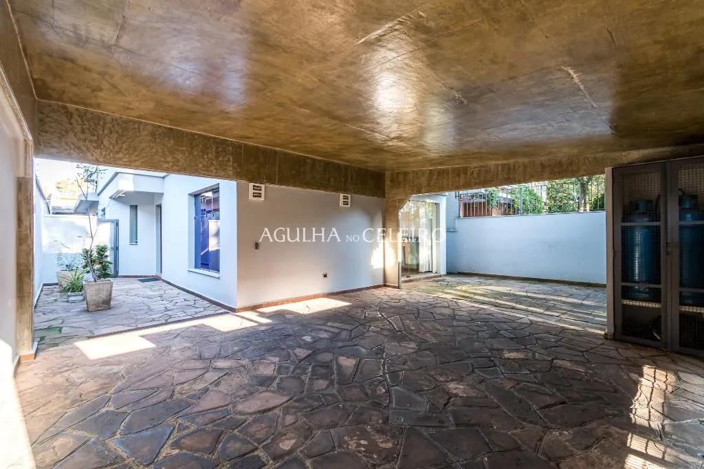 Venda/Moema: Excelente Localização! – CA1014