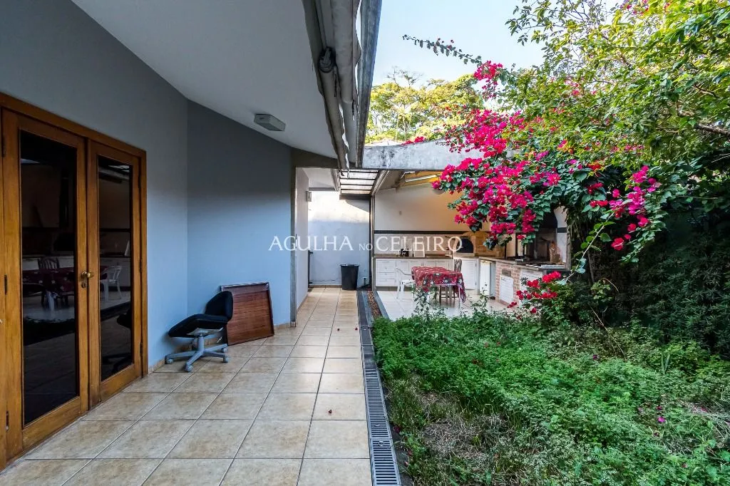 Venda/Moema: Excelente Localização! – CA1014