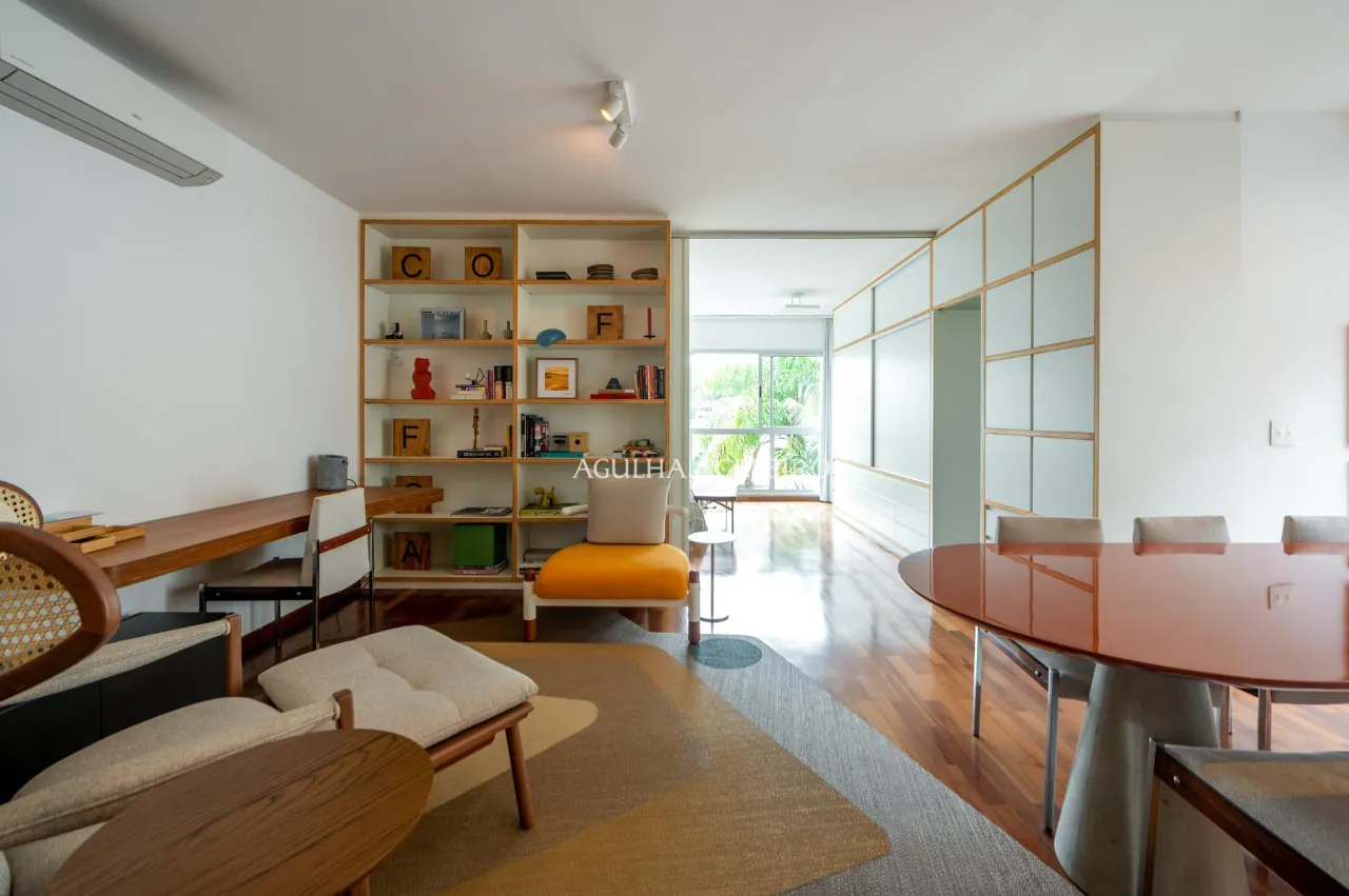 Cobertura charmosa no miolo da Vila Madalena! – CO0598