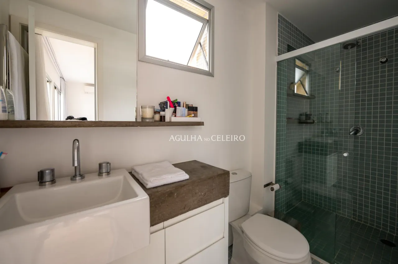 Cobertura charmosa no miolo da Vila Madalena! – CO0598