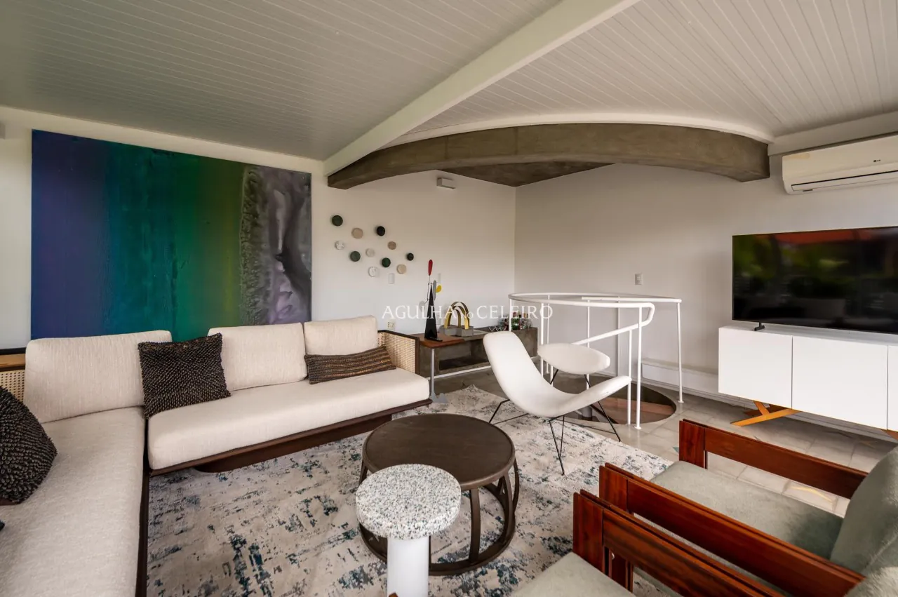 Cobertura charmosa no miolo da Vila Madalena! – CO0598