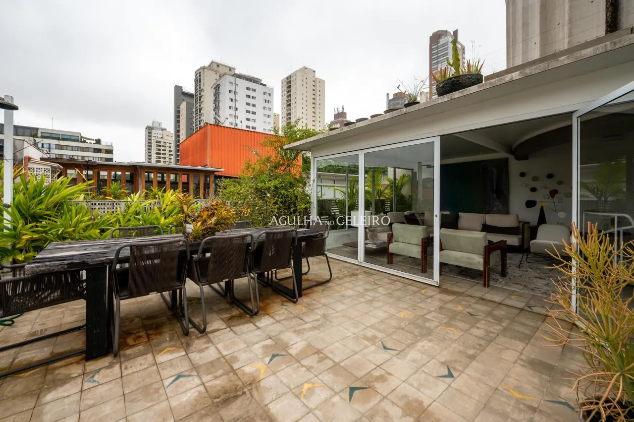 Cobertura charmosa no miolo da Vila Madalena! – CO0598