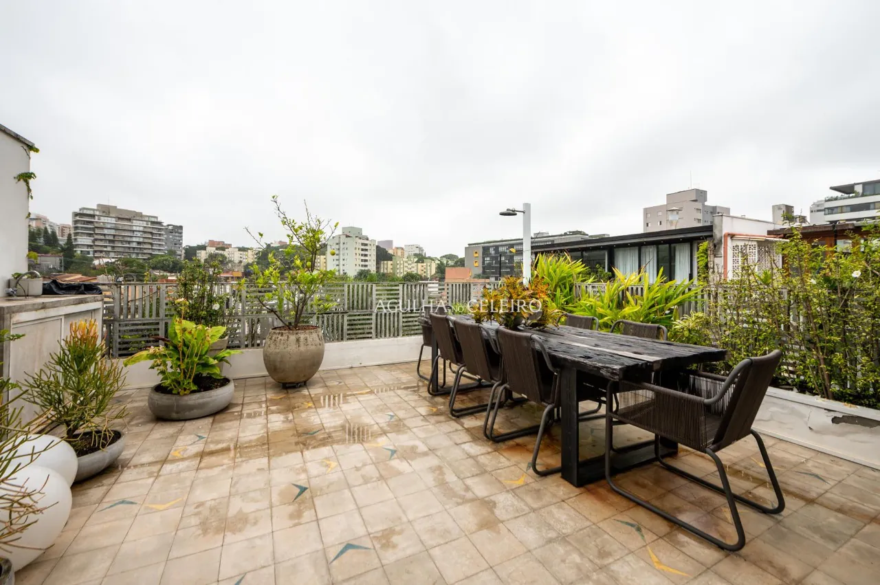 Cobertura charmosa no miolo da Vila Madalena! – CO0598