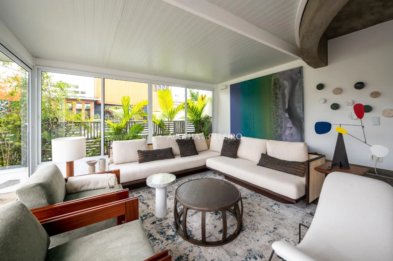 Cobertura charmosa no miolo da Vila Madalena! – CO0598