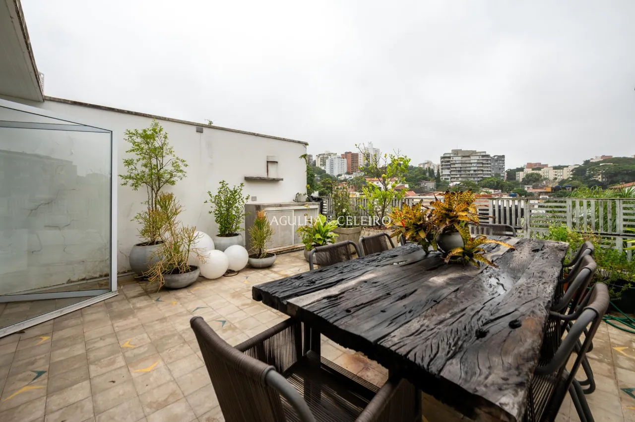 Cobertura charmosa no miolo da Vila Madalena! – CO0598