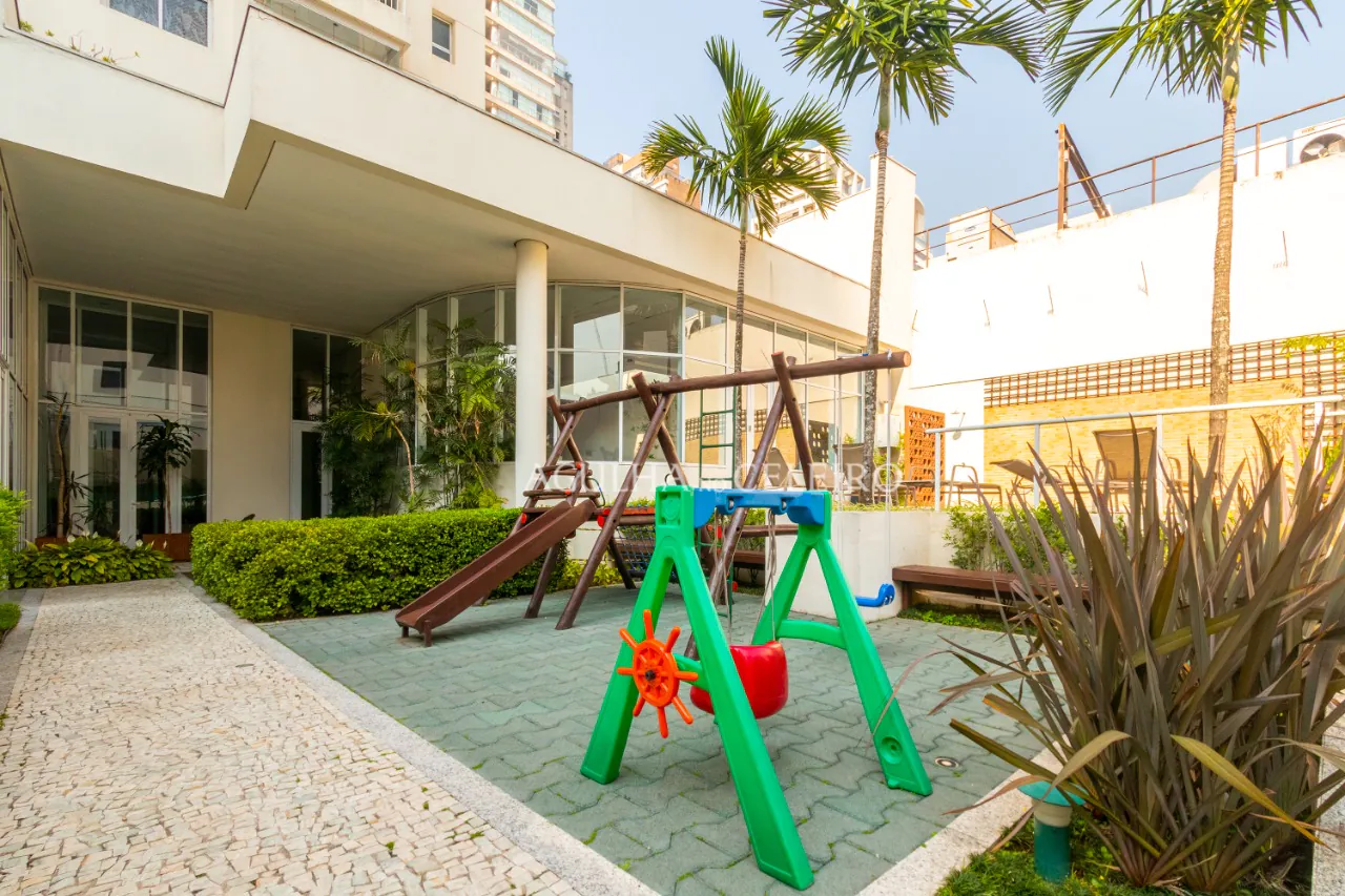 Venda/Itaim: Cobertura linda com vista para o Parque ! – CO0740