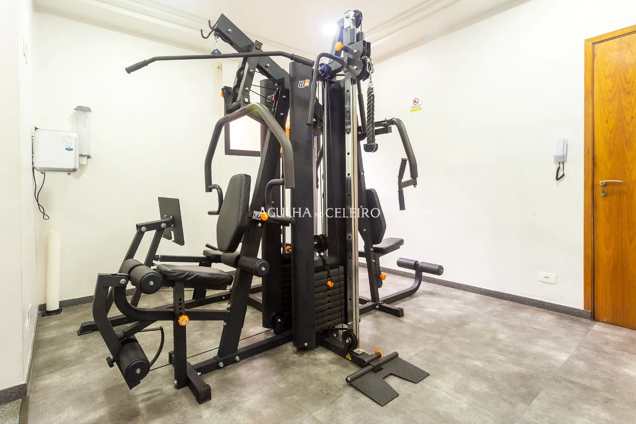 Venda/Moema: Andar alto, amplo e com luminosidade garantida. – 10166