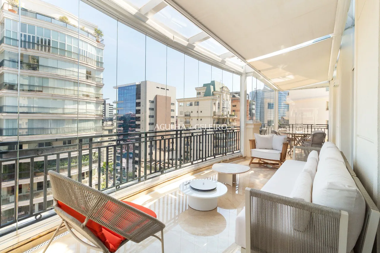 Venda/Itaim Bibi: Linda Cobertura no melhor do Itaim Bibi! – 12730