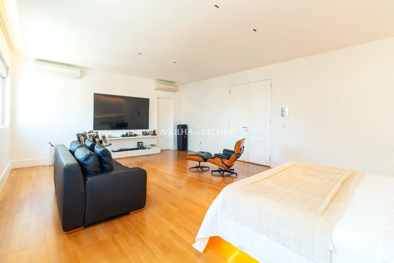 Venda/Itaim Bibi: Linda Cobertura no melhor do Itaim Bibi! – 12730