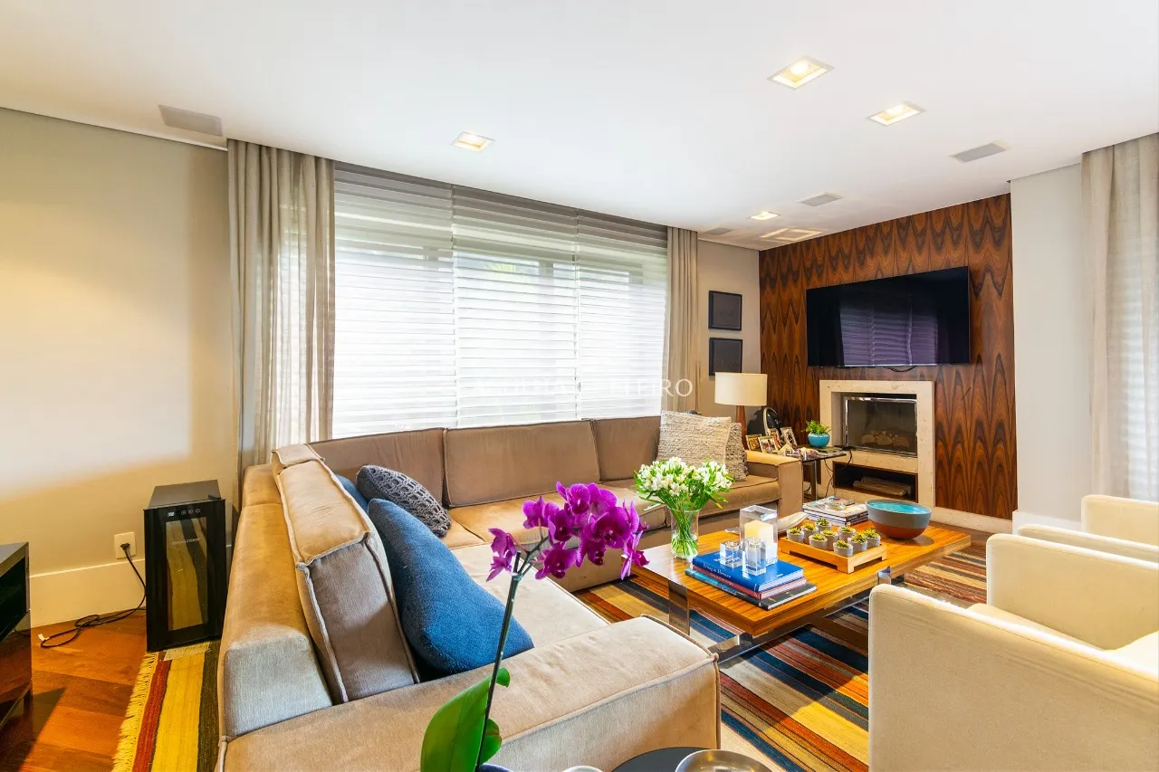 Apê com “cara” de casa e vista para copa das árvores à venda na Vila Madalena – 13179 - DSC_3250