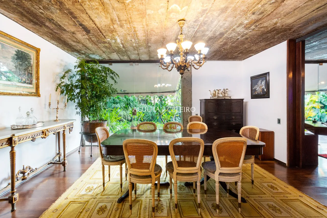 Casa com design robusto assinada por Carlos Bratke para venda ou locação no Jardim Guedala – 13371 - DSC_9554