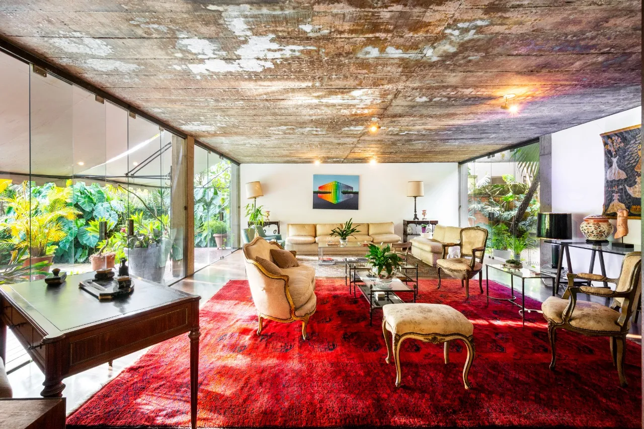 Casa com design robusto assinada por Carlos Bratke para venda ou locação no Jardim Guedala – 13371 - DSC_9527