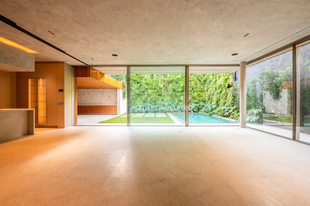 Casa com projeto maravilhoso no Jardim América – 13528