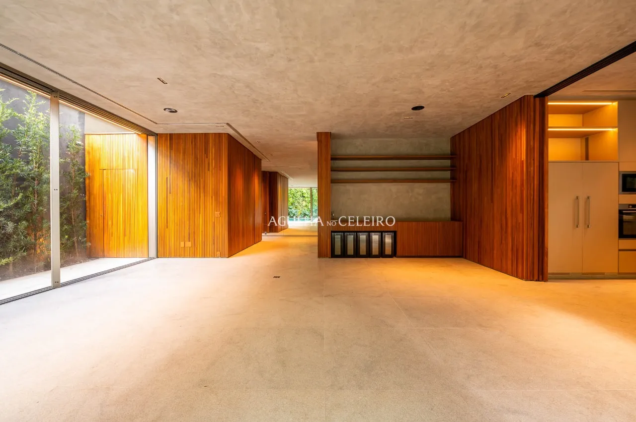 Casa com projeto maravilhoso no Jardim América – 13528