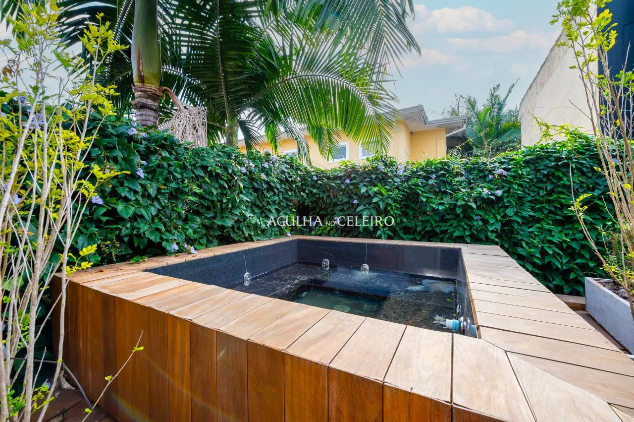 Casa com projeto maravilhoso no Jardim América – 13528 - i11I69914J77WjCCs6V3H_338896851c4b853869