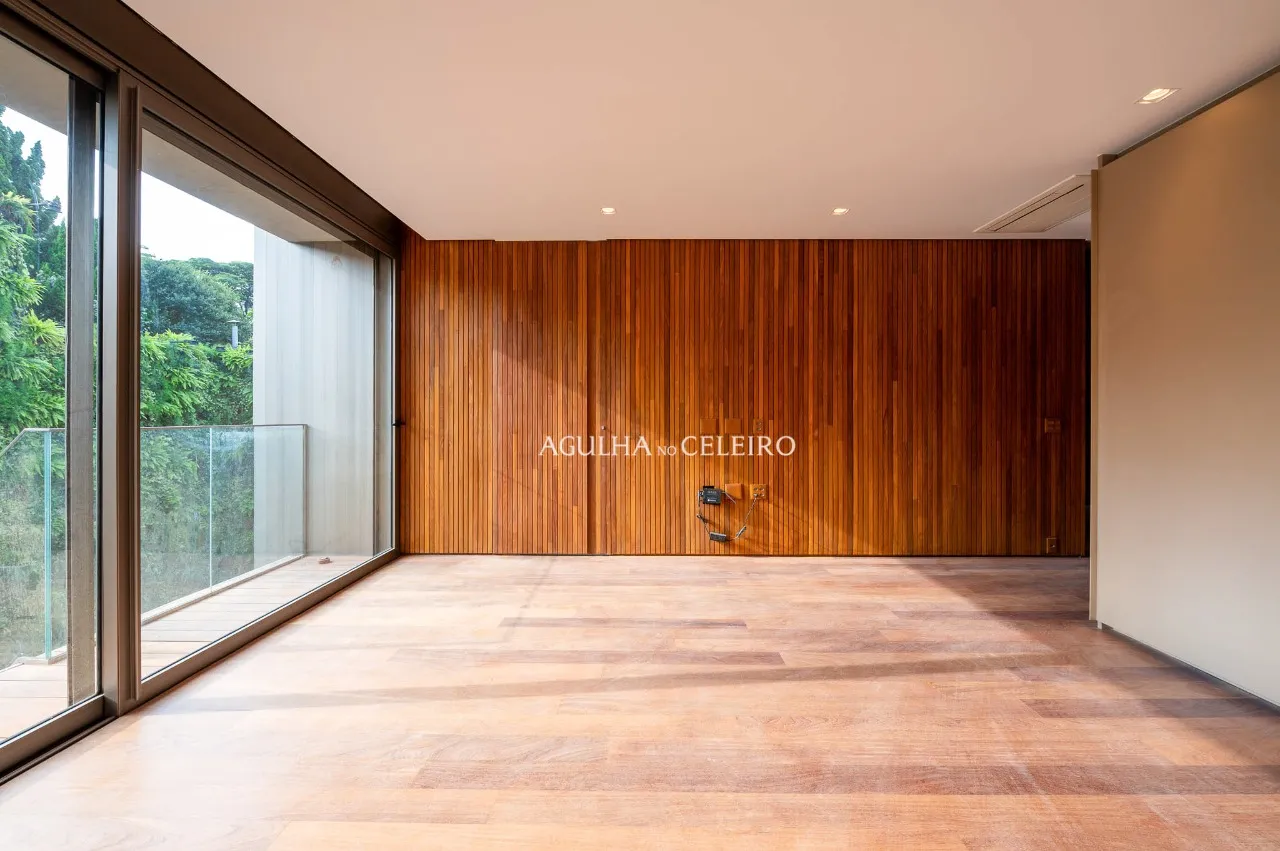 Casa com projeto maravilhoso no Jardim América – 13528