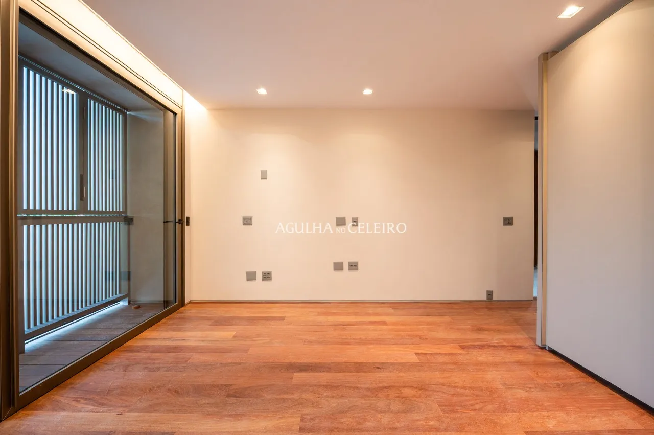 Casa com projeto maravilhoso no Jardim América – 13528