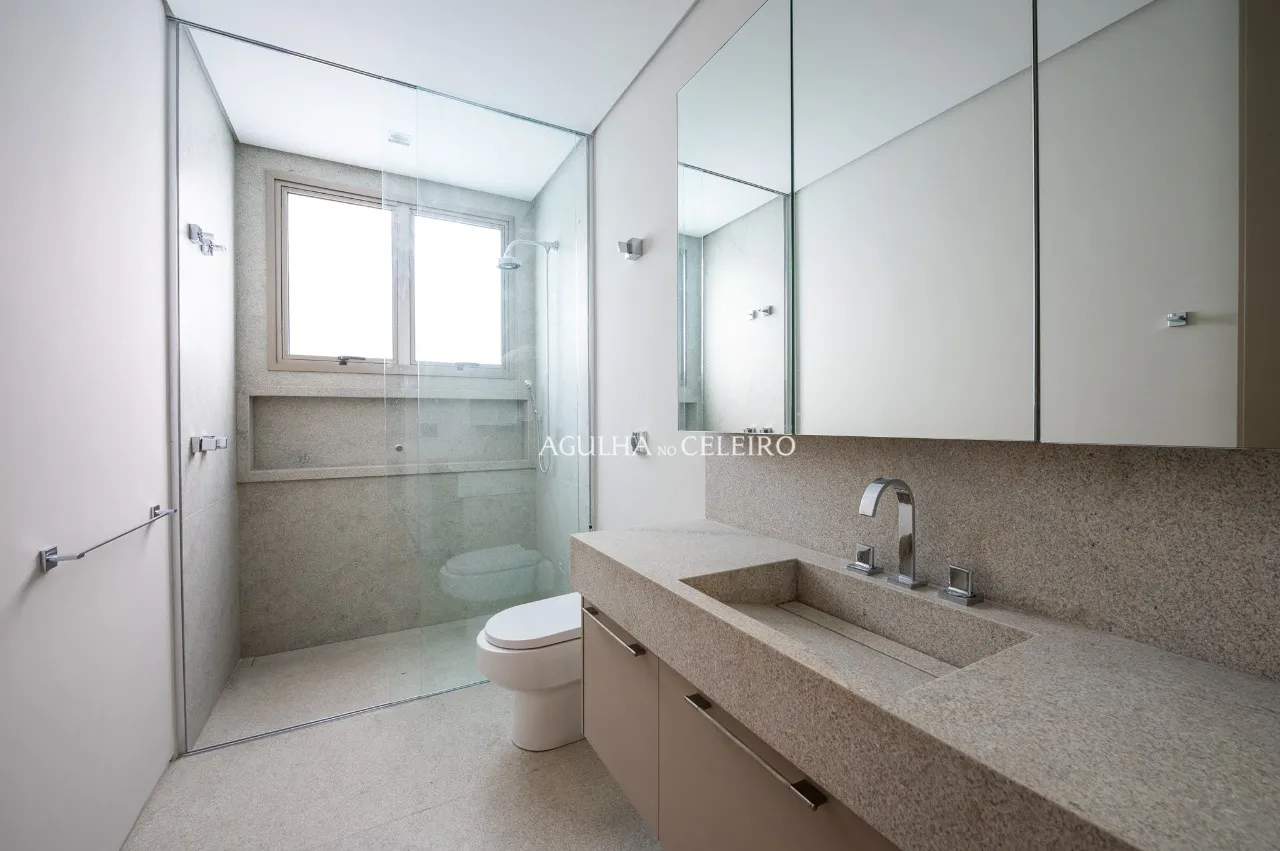 Casa com projeto maravilhoso no Jardim América – 13528