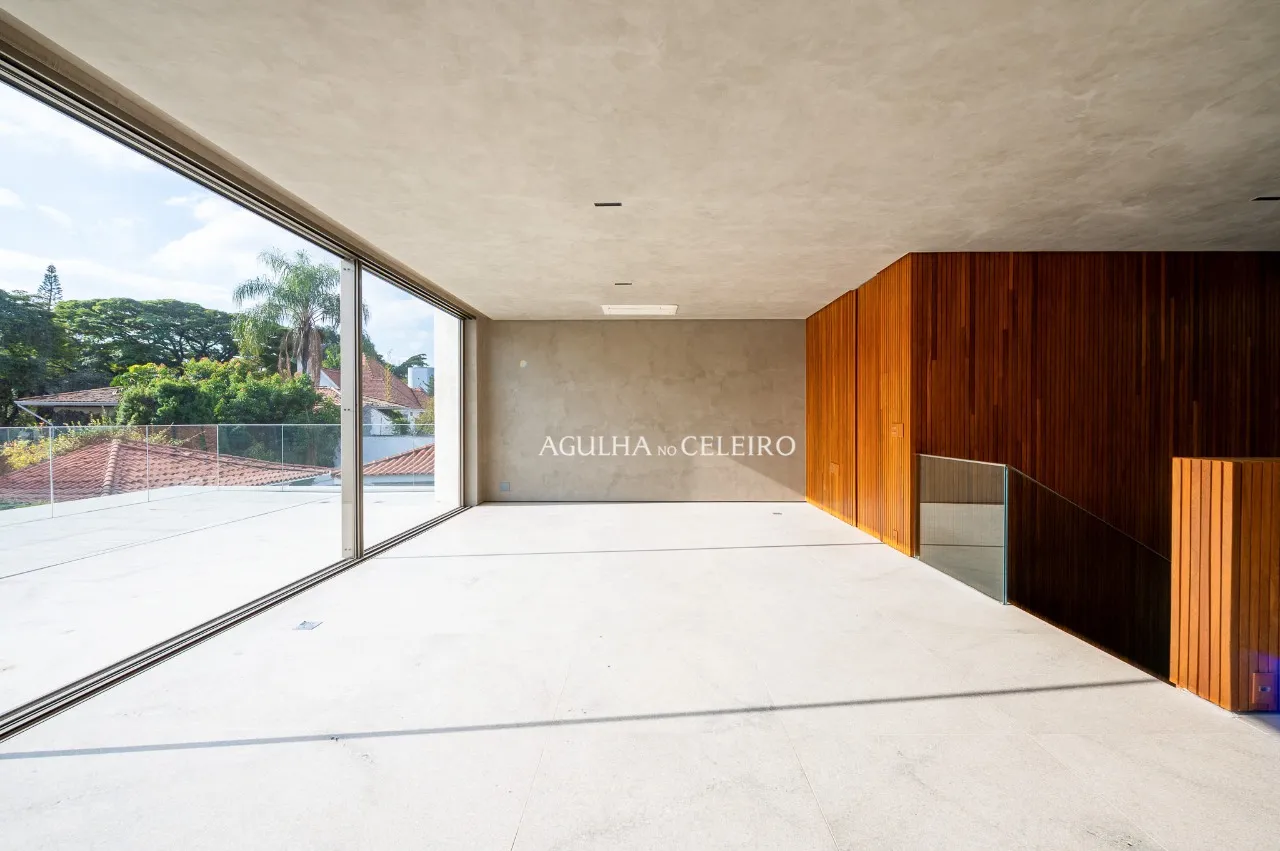 Casa com projeto maravilhoso no Jardim América – 13528