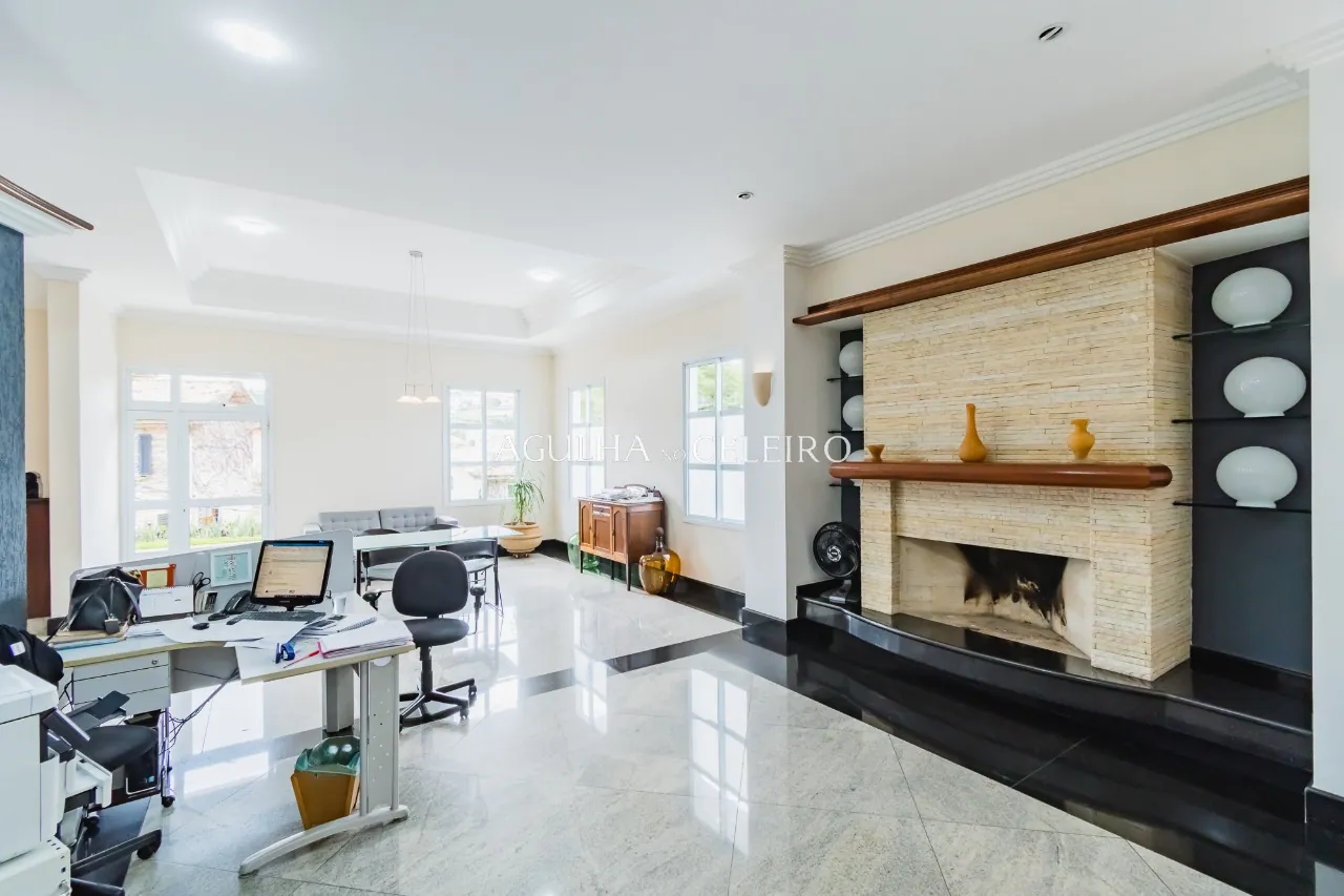 Venda/Jardim Guedala: Casa em rua tranquila. – 9296 - 9296_COMLOGO-6