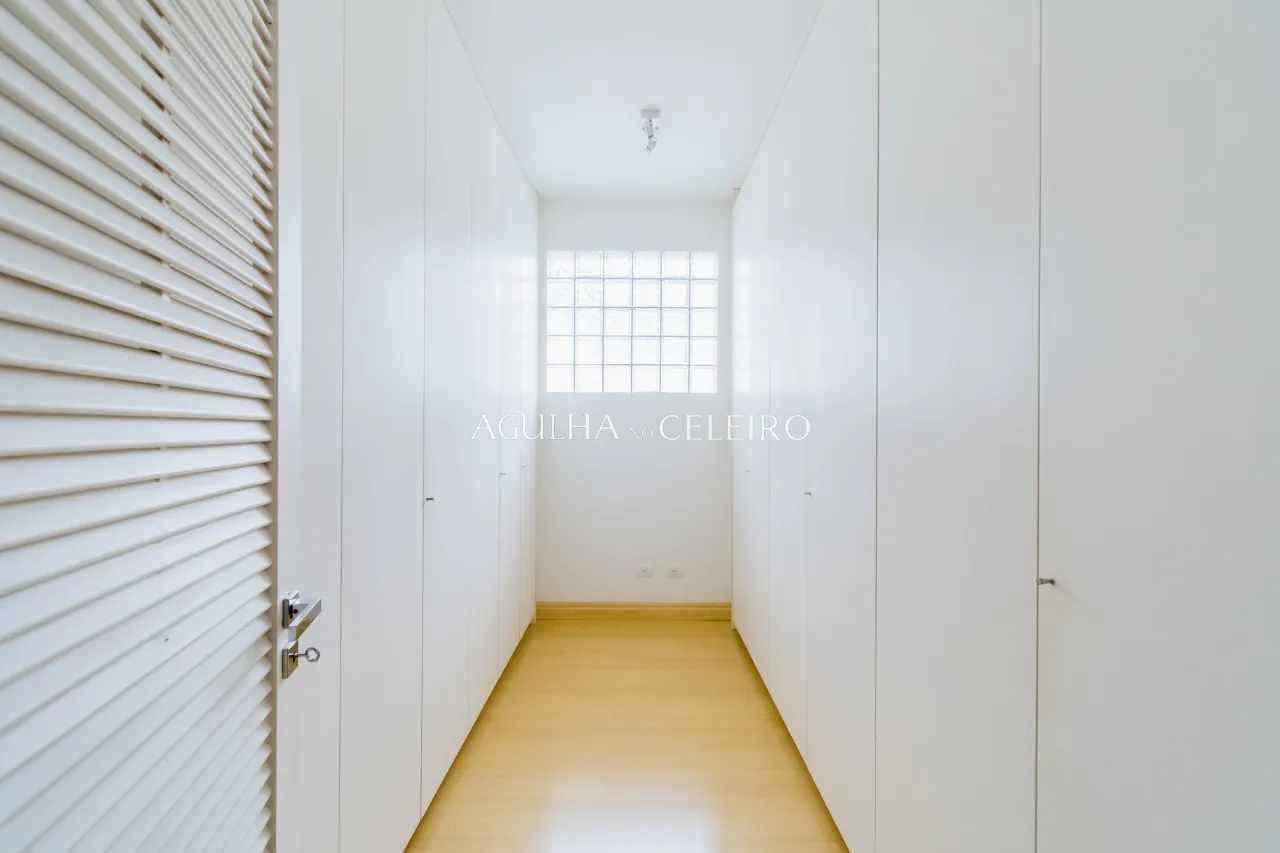 Venda/Jardim Guedala: Casa em rua tranquila. – 9296 - 9296_COMLOGO-48