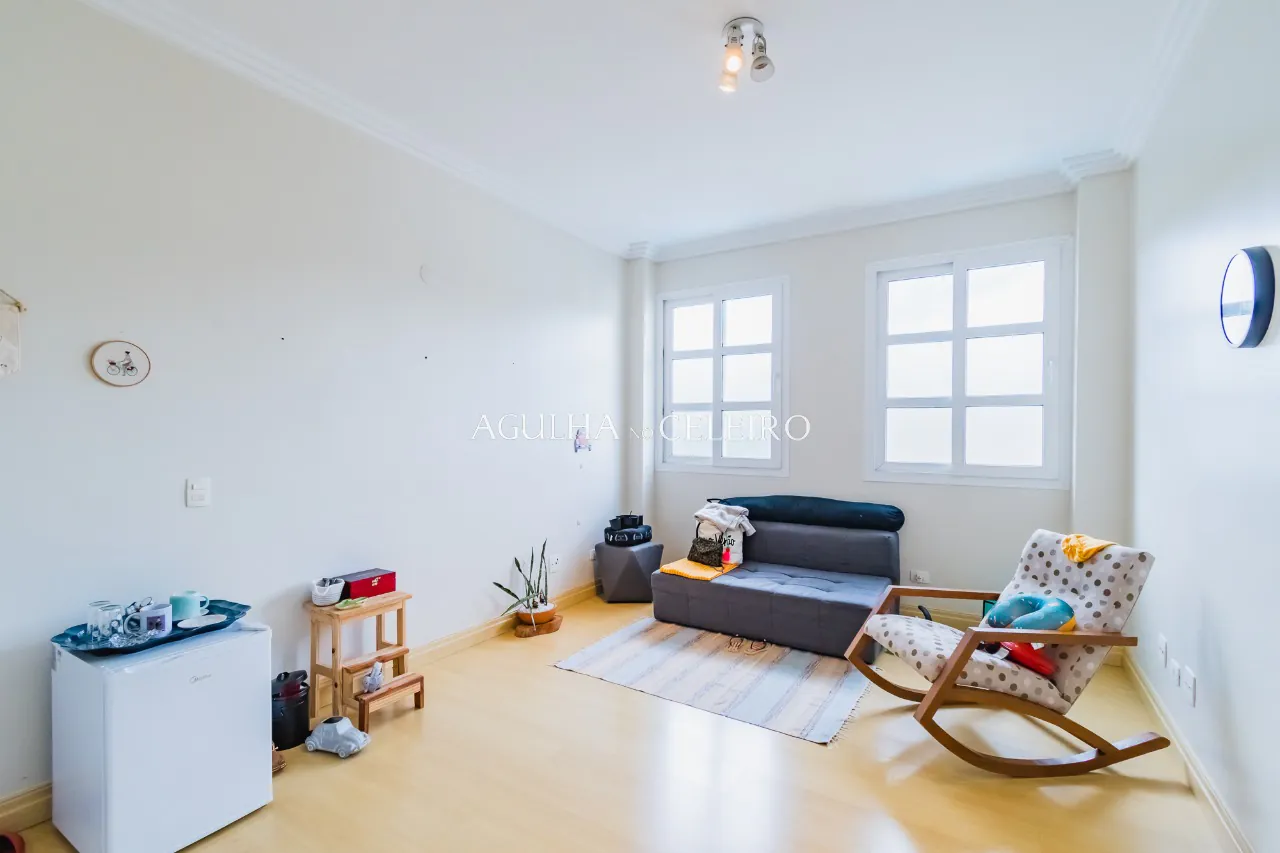 Venda/Jardim Guedala: Casa em rua tranquila. – 9296 - 9296_COMLOGO-52