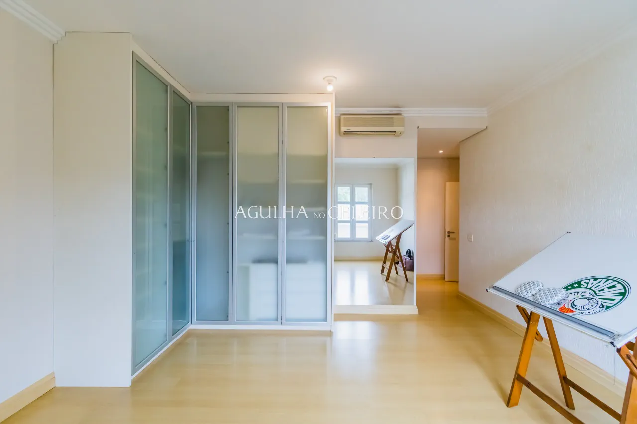 Venda/Jardim Guedala: Casa em rua tranquila. – 9296 - 9296_COMLOGO-56