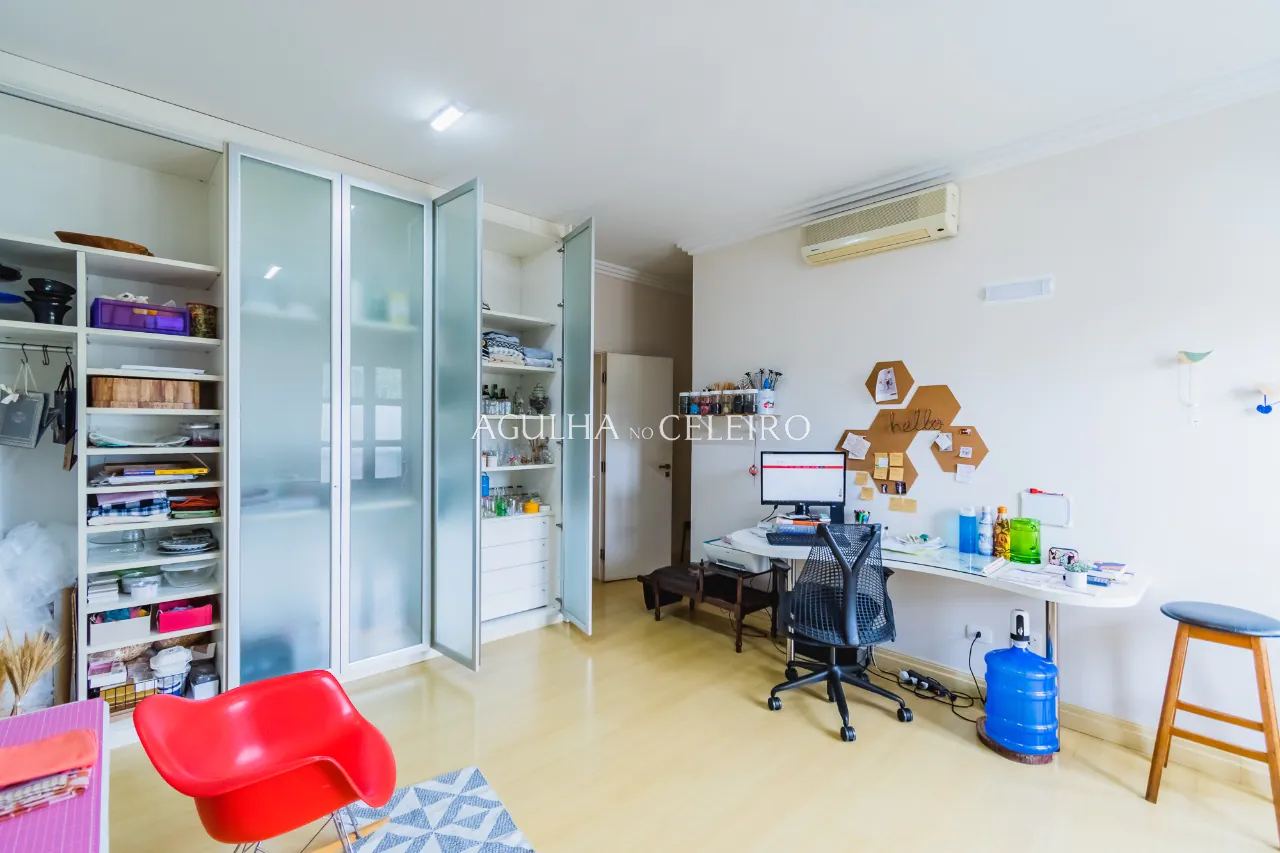 Venda/Jardim Guedala: Casa em rua tranquila. – 9296 - 9296_COMLOGO-60