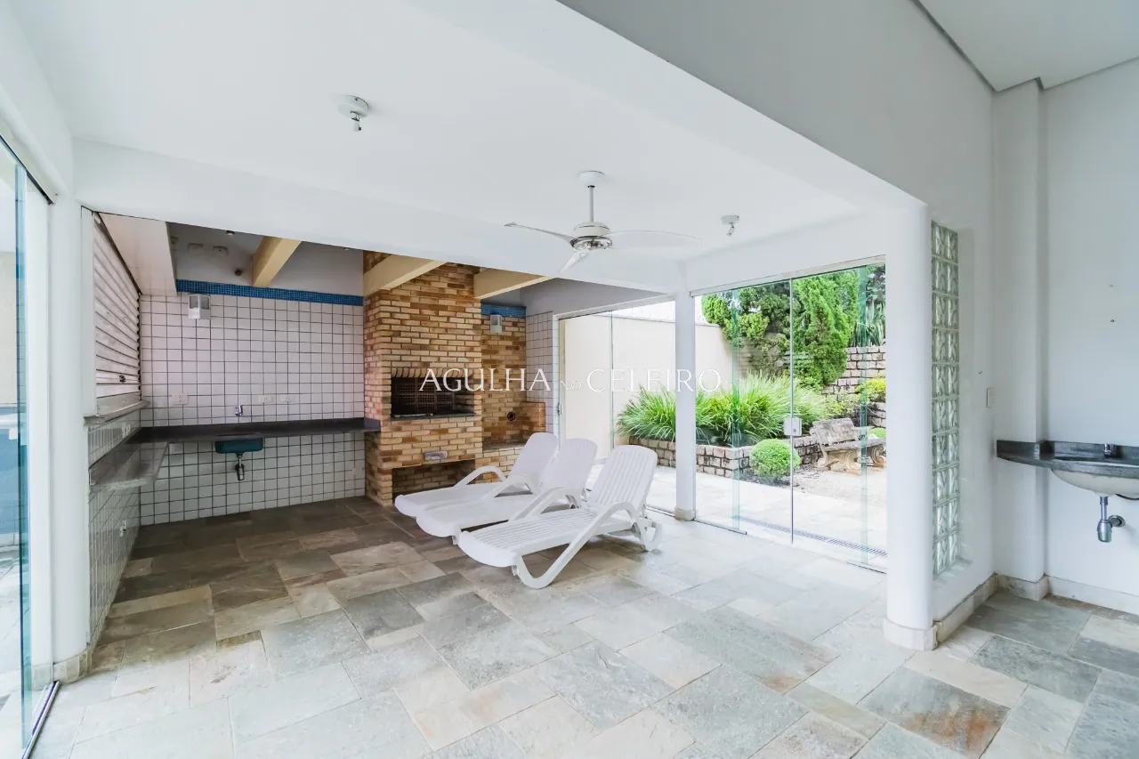 Venda/Jardim Guedala: Casa em rua tranquila. – 9296 - 9296_COMLOGO-37