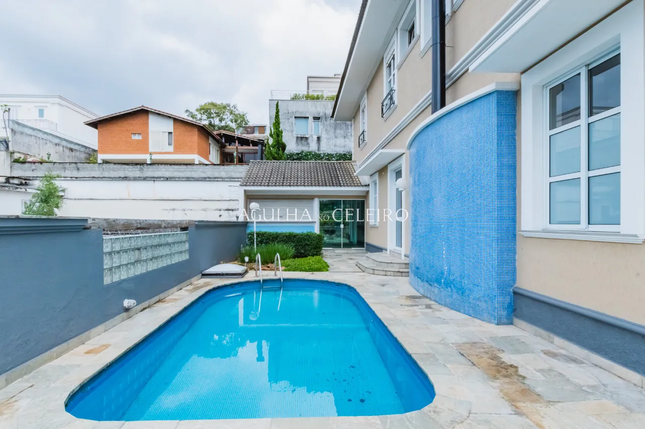 Venda/Jardim Guedala: Casa em rua tranquila. – 9296 - 9296_COMLOGO-22