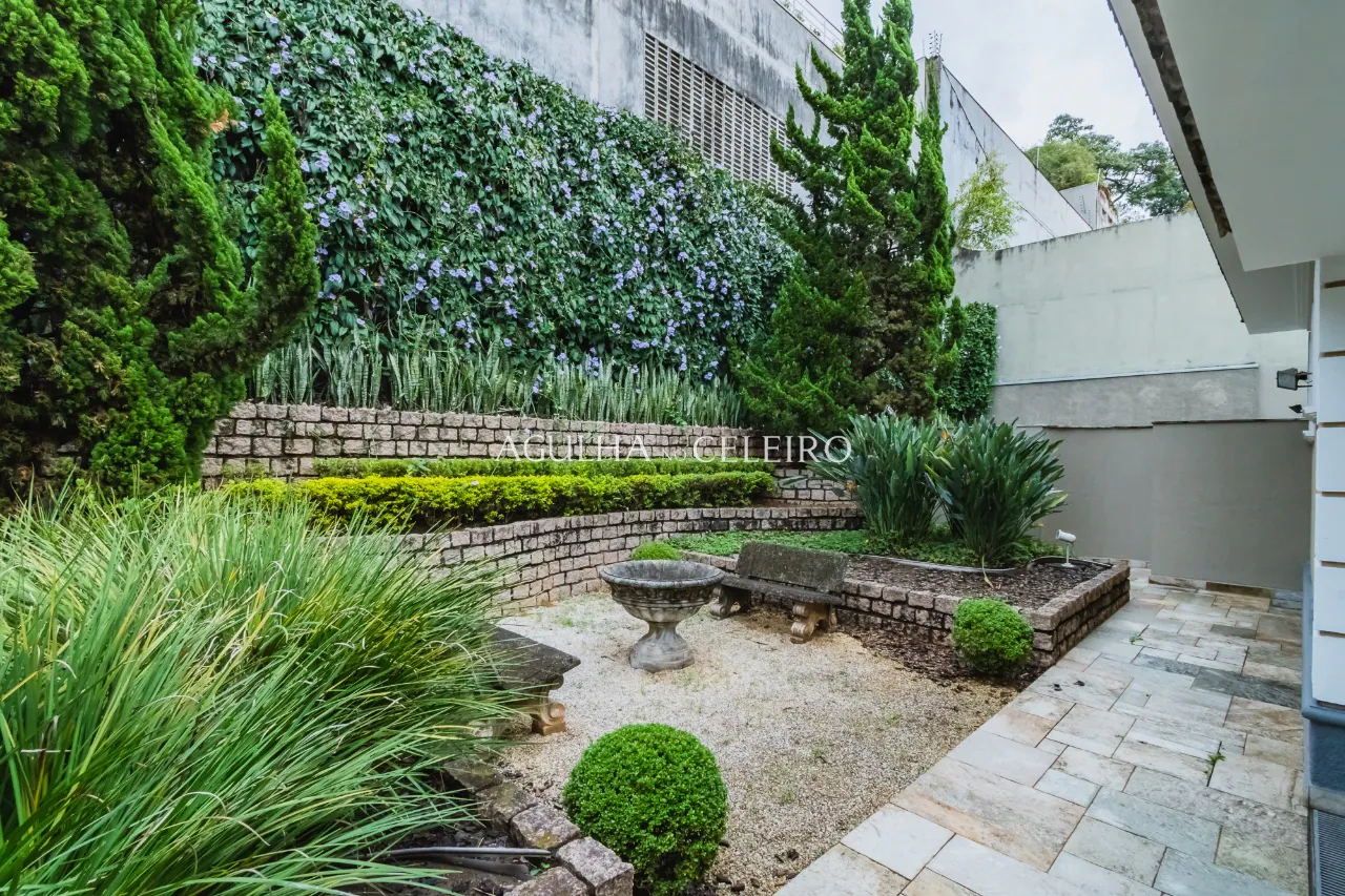 Venda/Jardim Guedala: Casa em rua tranquila. – 9296 - 9296_COMLOGO-28