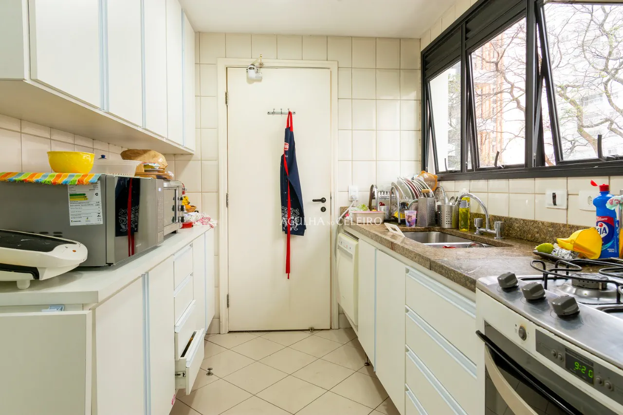 Venda/Locação/Campo Belo : Esperando o seu decorador! – 9909