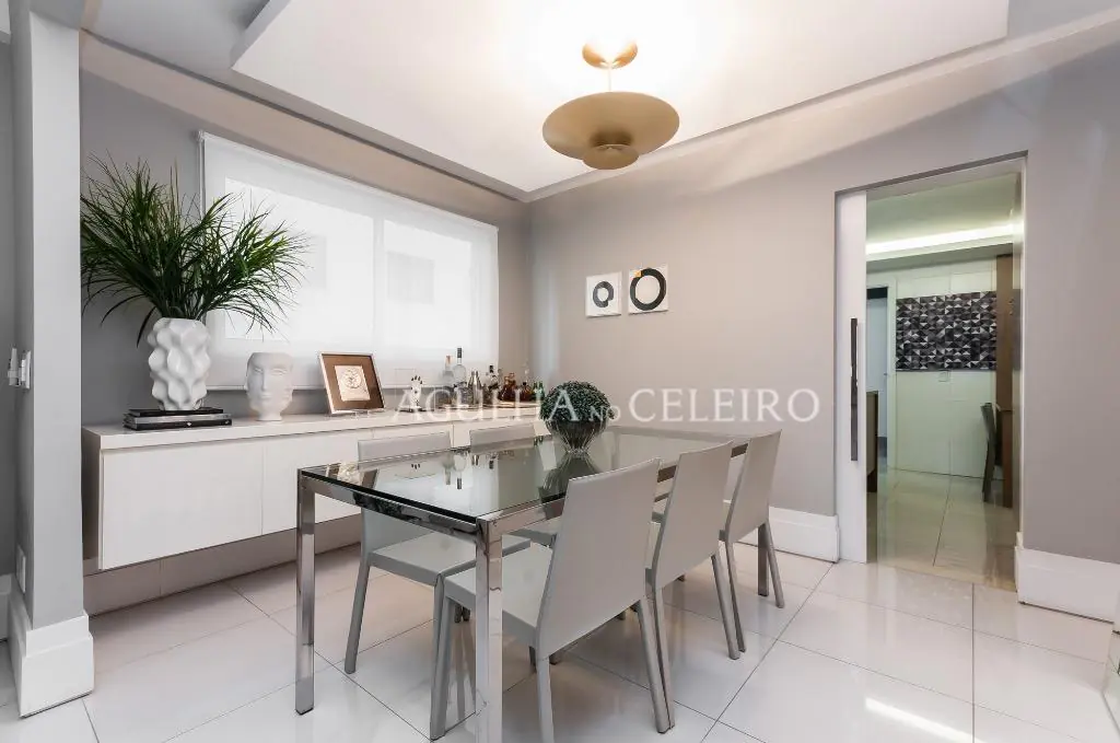 Venda/Moema: reforma irretocável e muito conforto! – AP4085