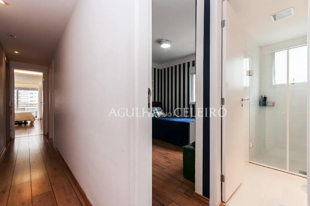 Venda/Moema: reforma irretocável e muito conforto! – AP4085