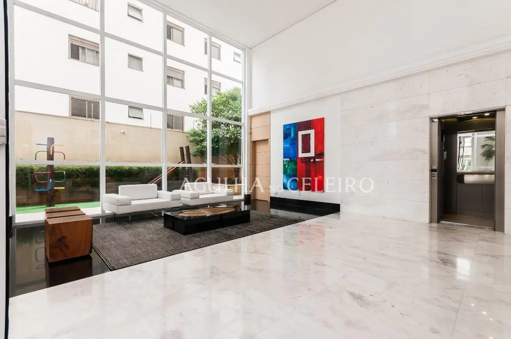 Venda/Moema: reforma irretocável e muito conforto! – AP4085