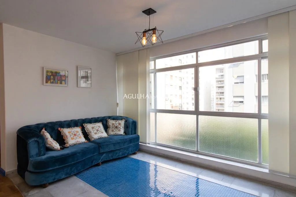 Venda/Jardim Paulista: Apartamento muito amplo. – AP7752